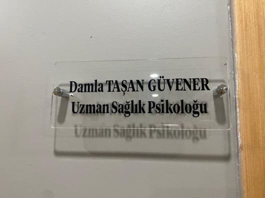 Damla Taşan Güvener — Uzman Psikolog