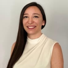 Sinem Pirinalı — Klinik Psikolog