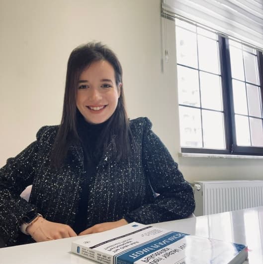 Gizem Aysuna Koşmaz — Psikolog