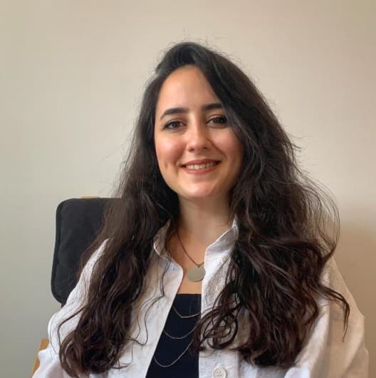 Selen Özbek — Uzm. Psk.