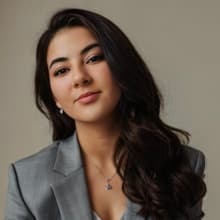 Yasemin İmran — Psikolog