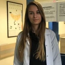 Simay Aybar Özel — Uzman Dil ve Konuşma Terapisti
