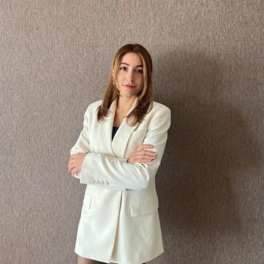 Ebru Akgüneş — Psikolog