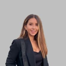 Özge Yalçın — Psikolog
