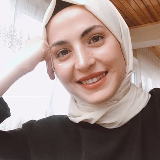 Perihan Özçelik — Psikolog