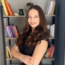 Cansu Yumrutaşlar — Klinik Psikolog
