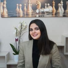 Ece Caferoğlu — Psikolog