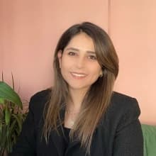 Elbi Firdevs Uyar — Klinik Psikolog