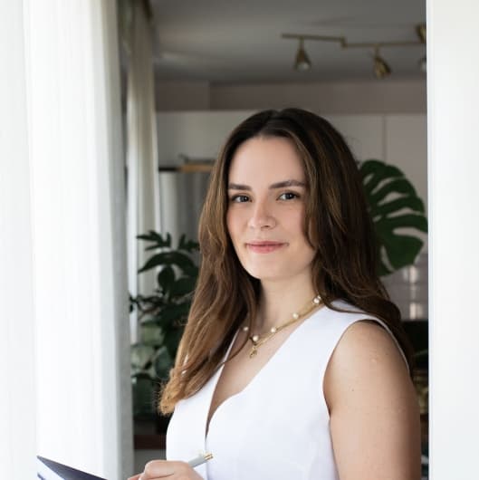 Ezgi Menzi — Psikolog