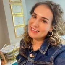 Melike Akçay Yüksel — Klinik Psikolog