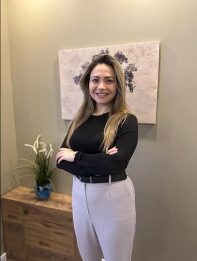 İrem Özbay Ören — Psikolog